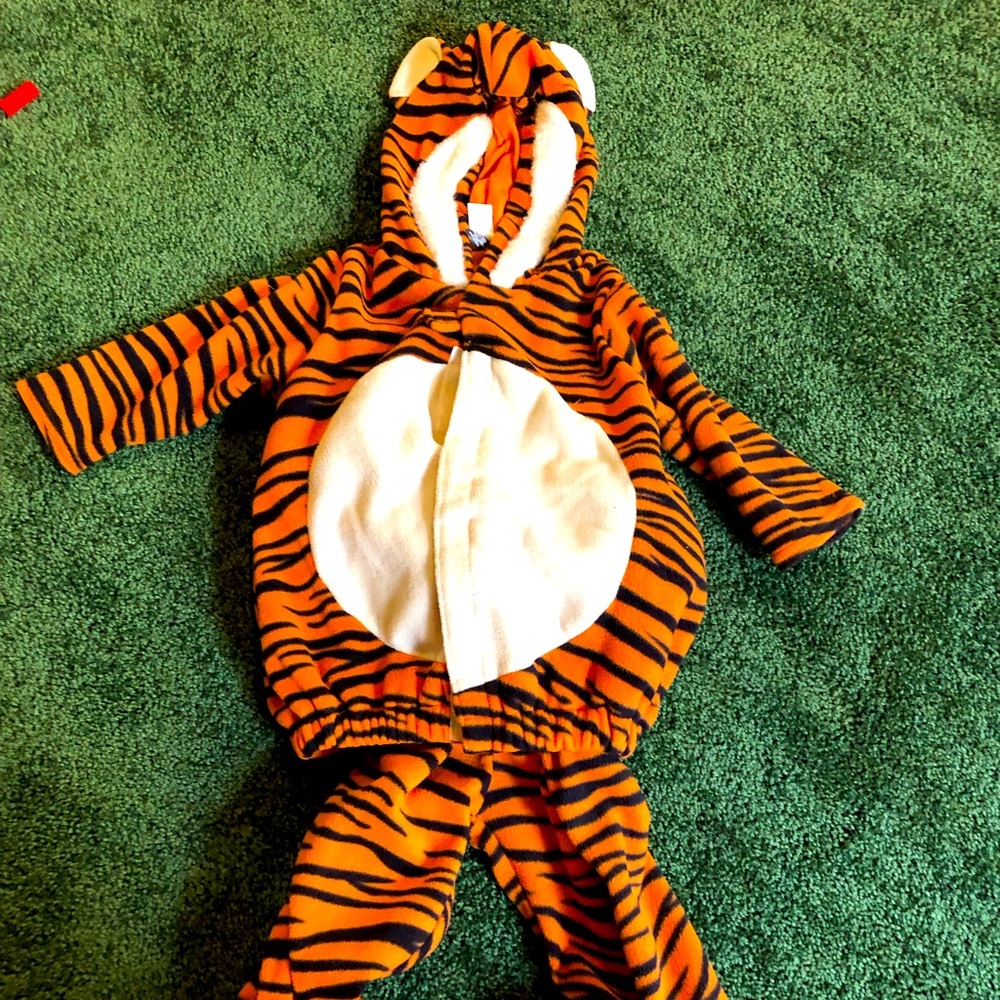 12-24 mo Tiger costume